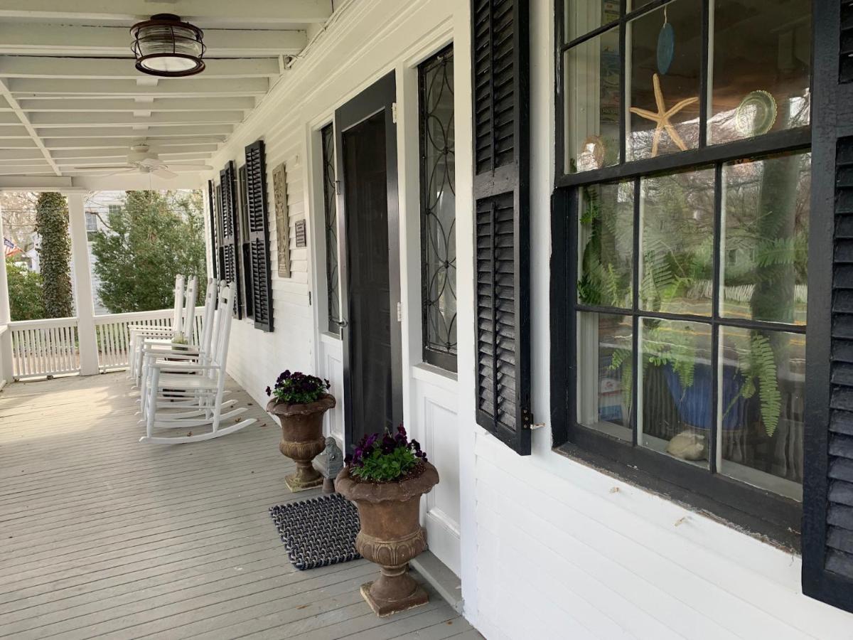 Olde Captains Inn Yarmouth Port Eksteriør bilde